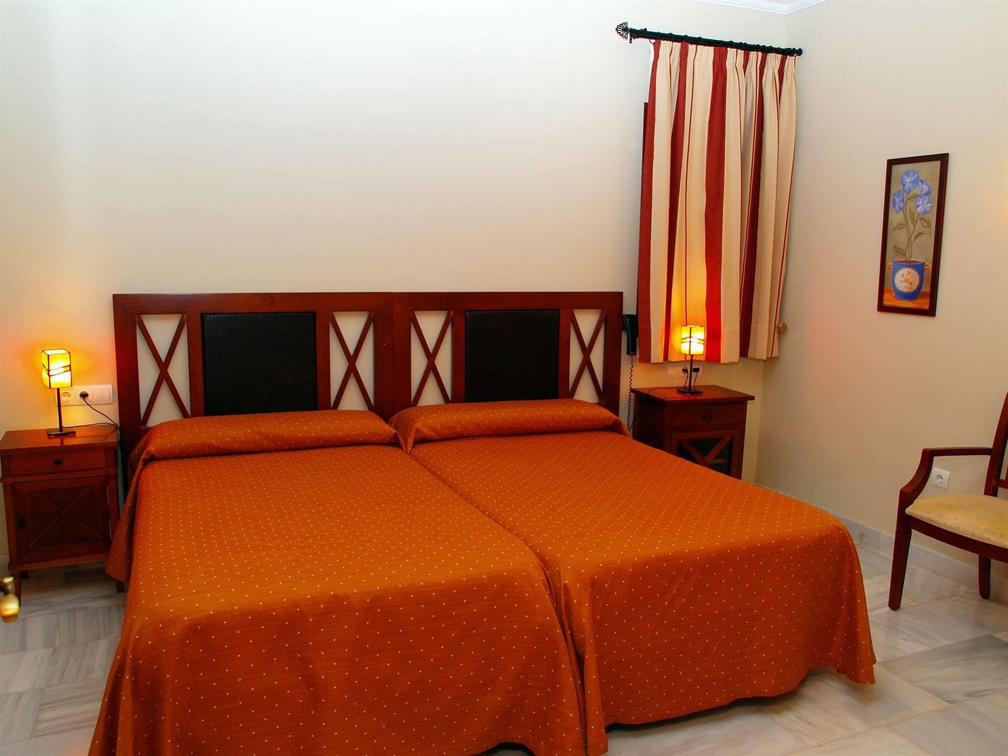 Hotel Las Casas Del Duque Osuna Pokoj fotografie